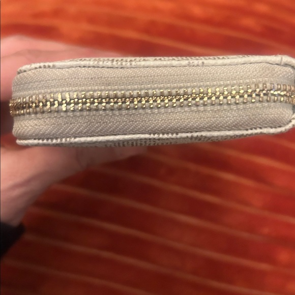 Michael Michael Kors Jet Set Continental Full Zip Monogram Wallet in Vanilla - Picture 12 of 12